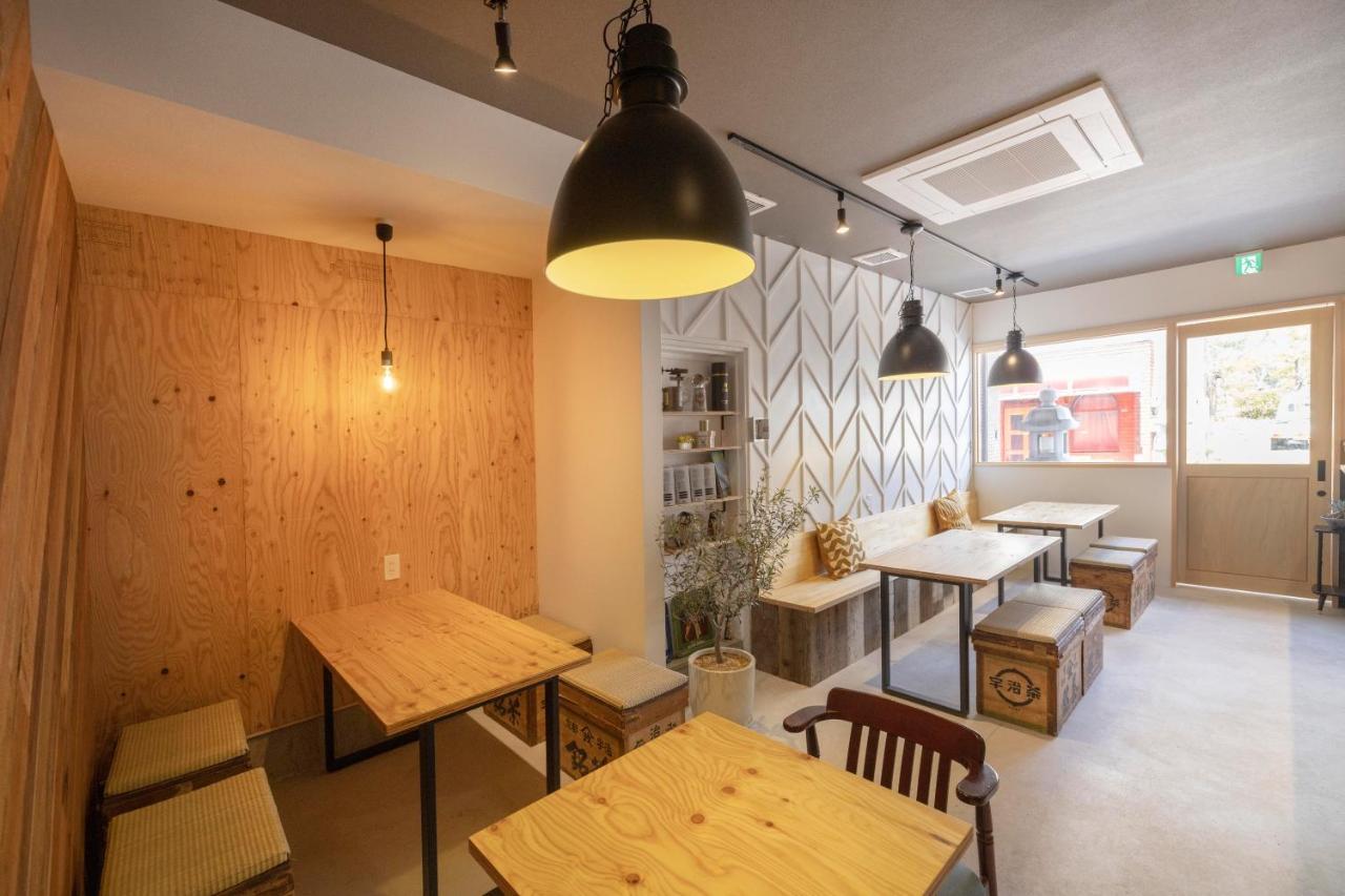 Coliving&Cafe SANDO Imabari Railway Station Eksteriør billede